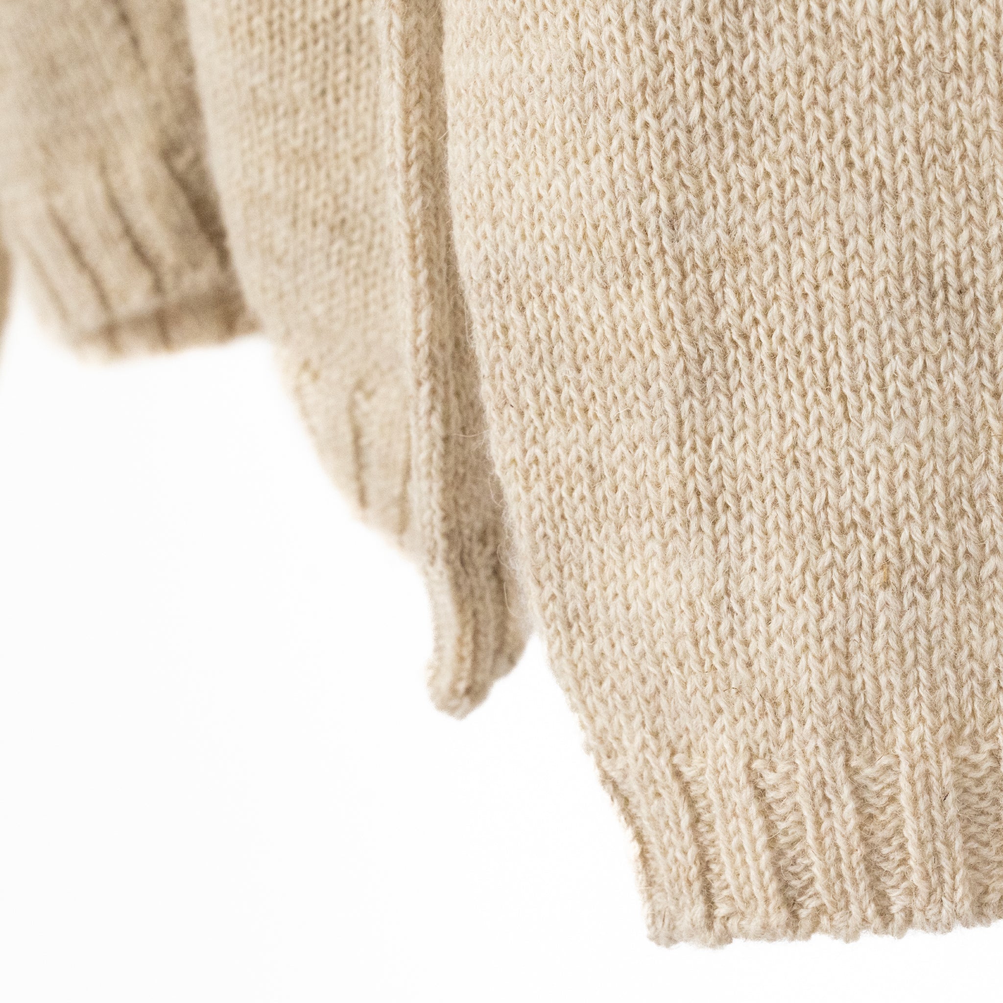 シェットリノ求心編みカーデ