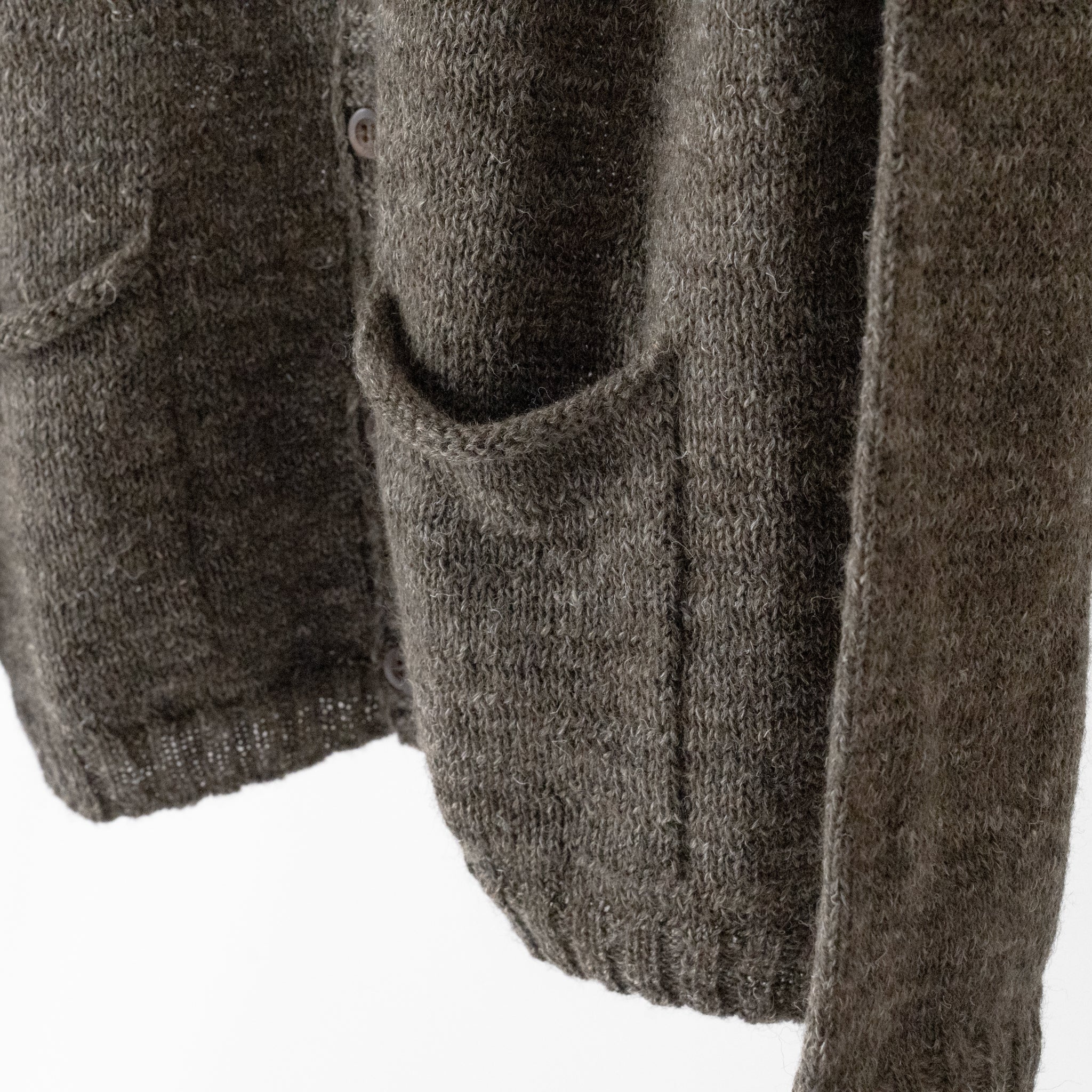 シェットリノ求心編みカーデ