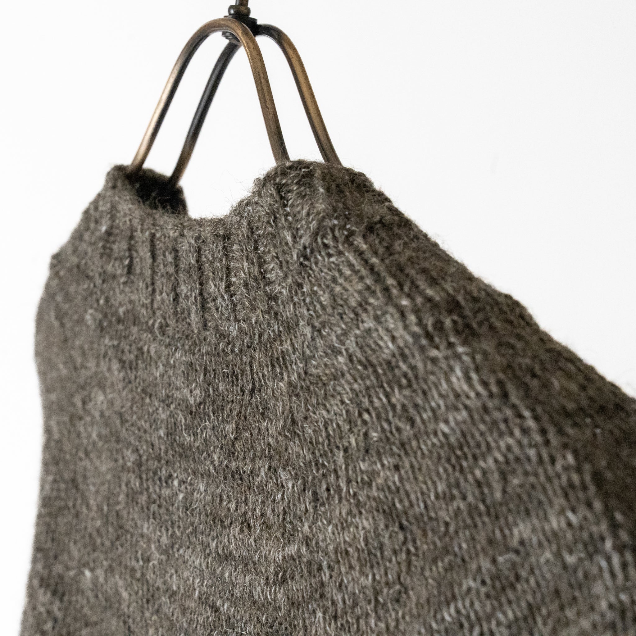 シェットリノ求心編みカーデ