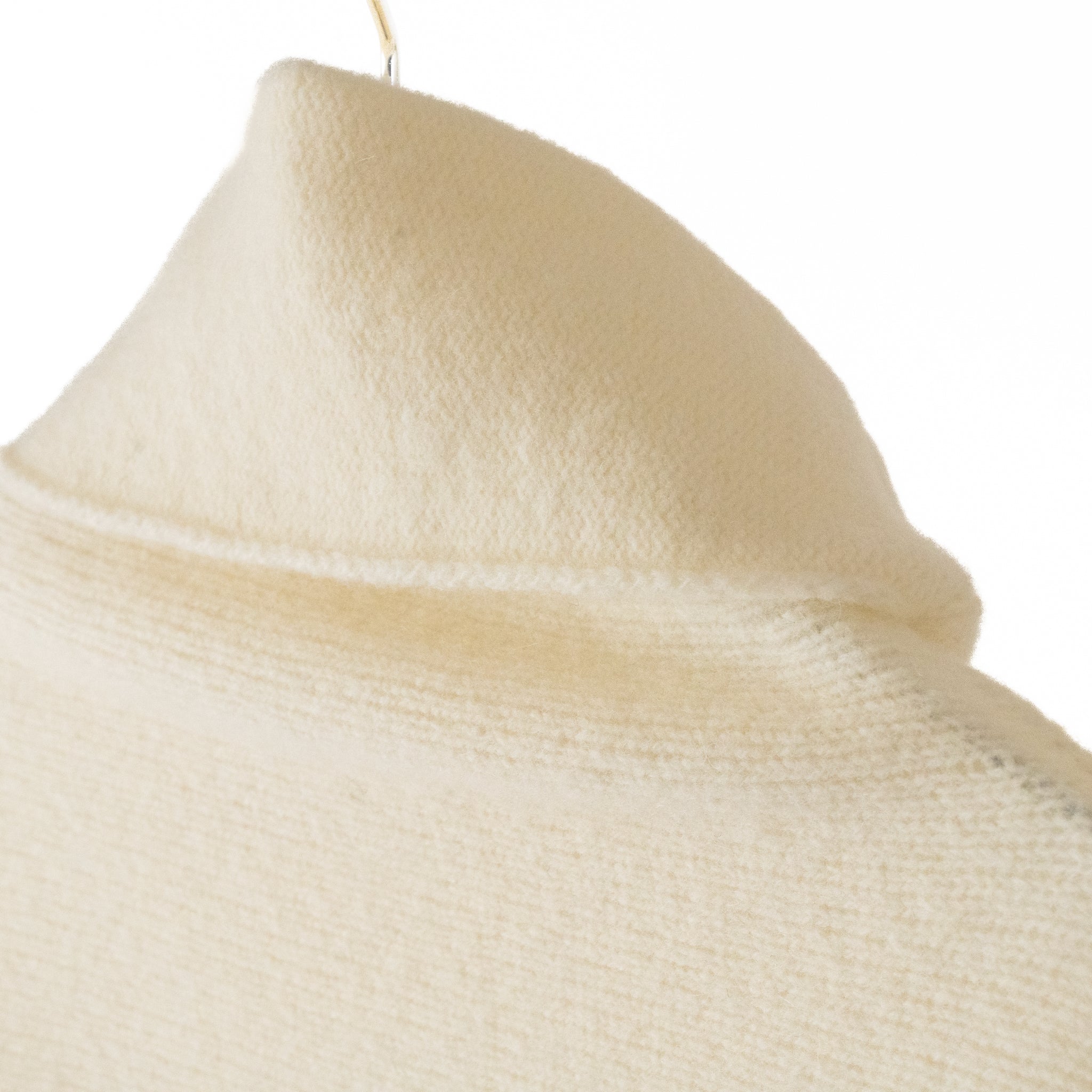 横編みタートルプルオーバー