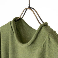 胸ポケットプルオーバー